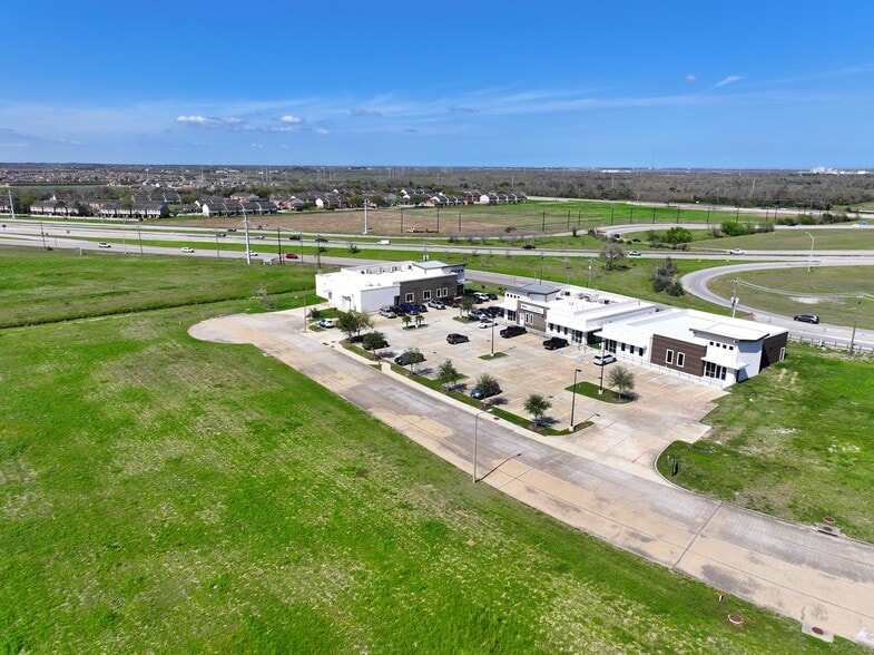 More Photos Of 7228 Medical Center Dr, Texas City Medical For Sale