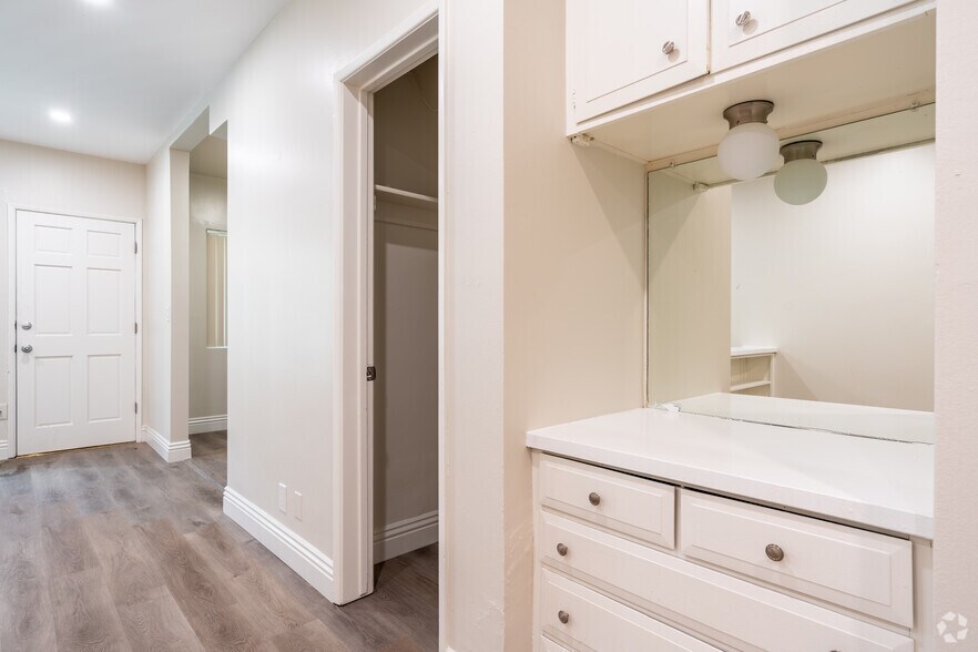 More Photos Of 618-620 W Route 66, Glendora Apartments For Sale