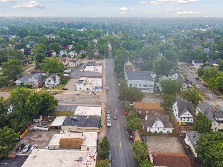 More Photos Of 1000 N Johnson St, Bay City Medical For Sale