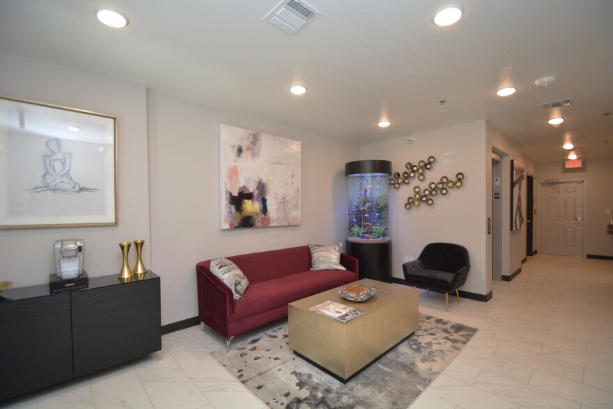 More Photos Of 6542 Greatwood Pky, Sugar Land Medical For Lease