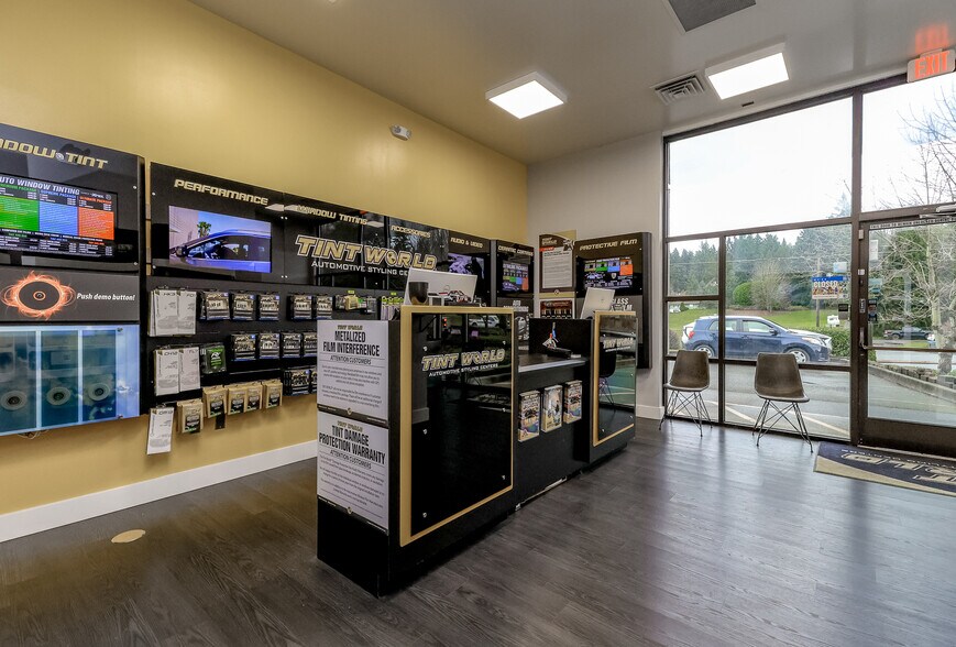 More Photos Of 6747 State Hwy 303 NE, Bremerton Auto Repair For Sale