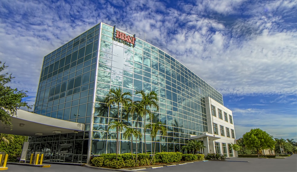 More Photos Of 2500 NW 107th Ave, Miami Office For Sale