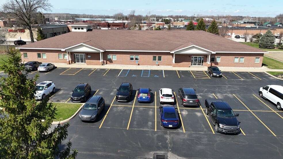 Primary Photo Of 7142 Nightingale Dr, Holland Medical For Lease