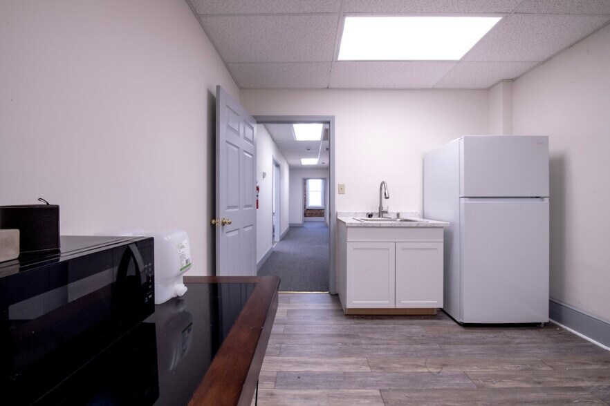 More Photos Of 130 N Arendell Ave, Zebulon Storefront Retail Office For Sale