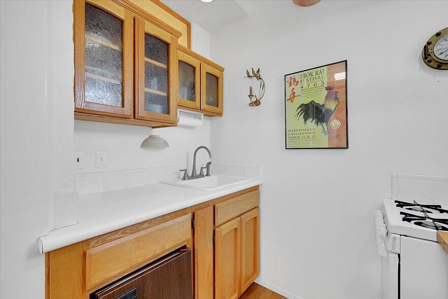 More Photos Of 630 D St, Marysville Apartments For Sale