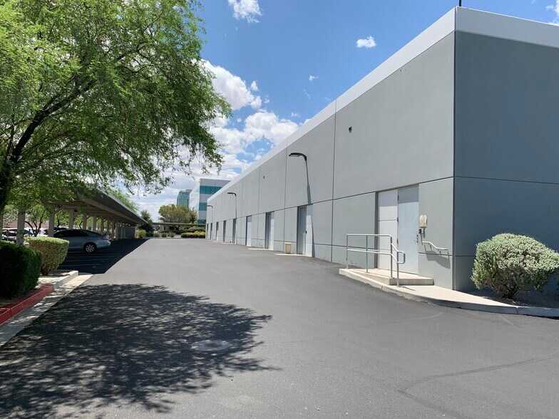 More Photos Of 6650 Via Austi Pky, Las Vegas Office For Lease