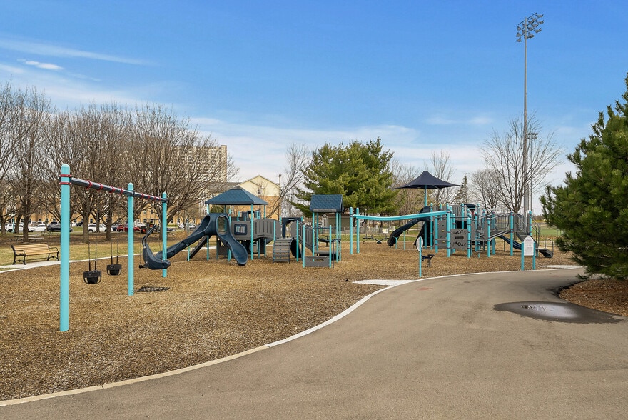 More Photos Of 1232 Marshall Ave, Saint Paul Apartments For Sale