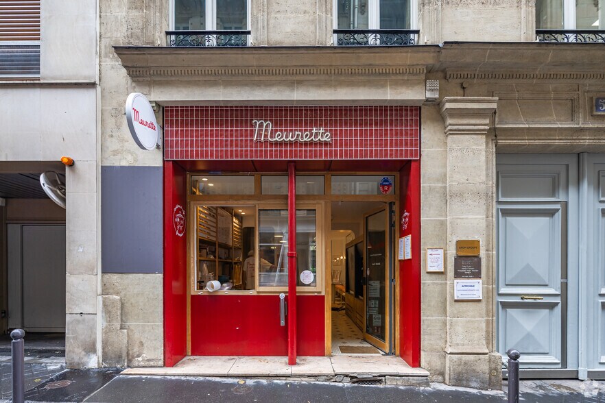 More Photos Of 50 Rue De Miromesnil, Paris Office For Sale