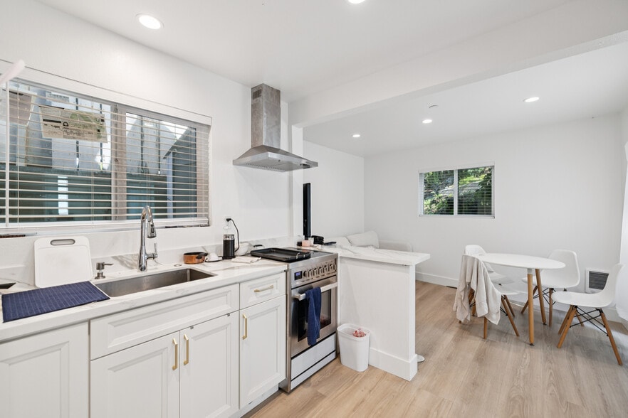 More Photos Of 250 Red Hill Ave, San Anselmo Apartments For Sale