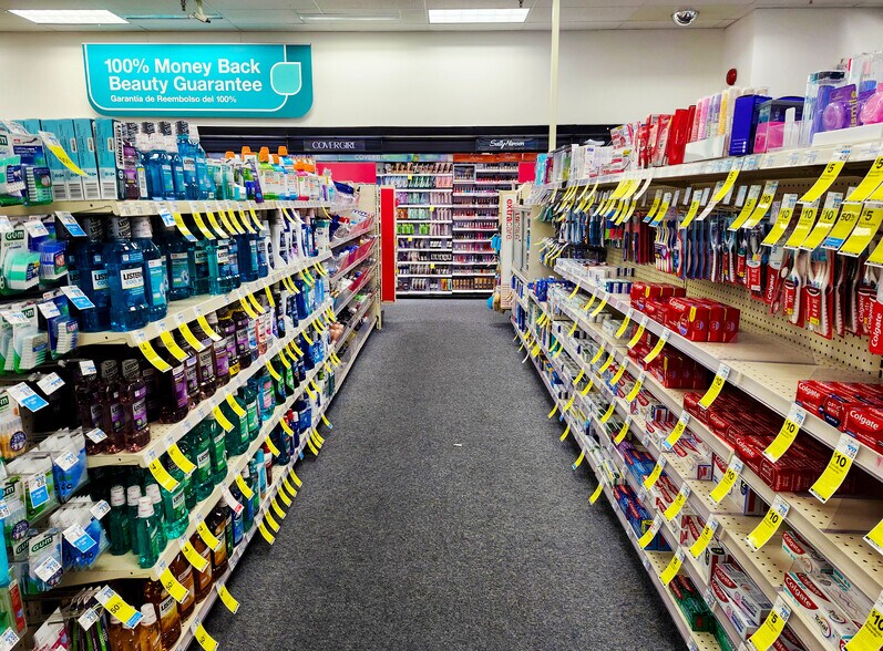 More Photos Of 8989 E Us Highway 20, New Carlisle Drugstore For Sale