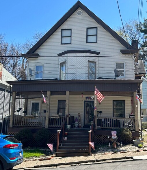 Primary Photo Of 409 4th St, Monongahela Apartments For Sale