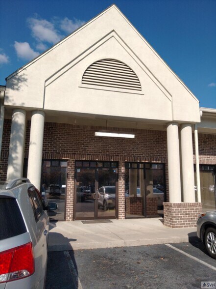 More Photos Of 119 Canal St, Pooler Office For Lease