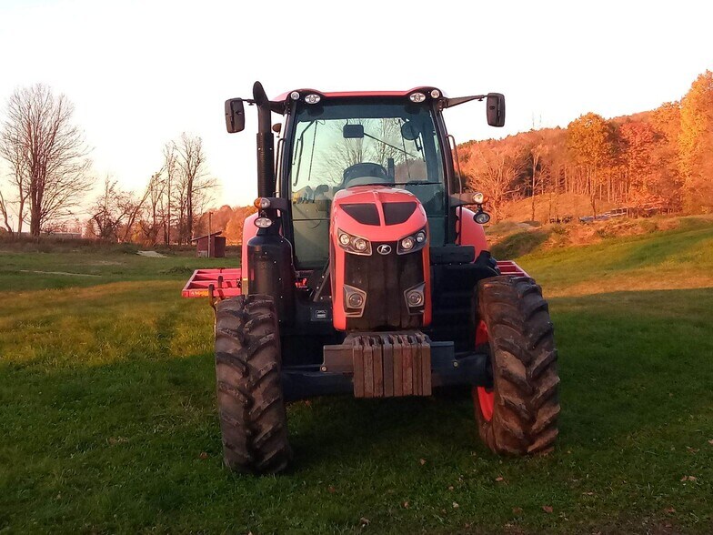 More Photos Of 224 Michael Ln, New Berlin Racetrack For Sale