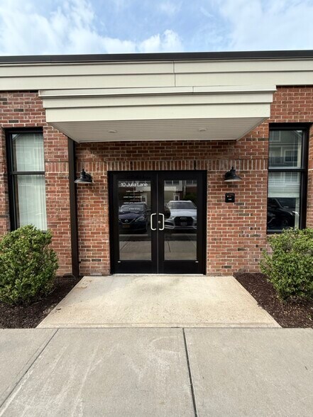 Primary Photo Of 10 Julia Ln, Cold Spring Loft Creative Space For Lease
