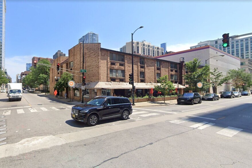 More Photos Of 1151-1155 N Wells St, Chicago Apartments For Lease