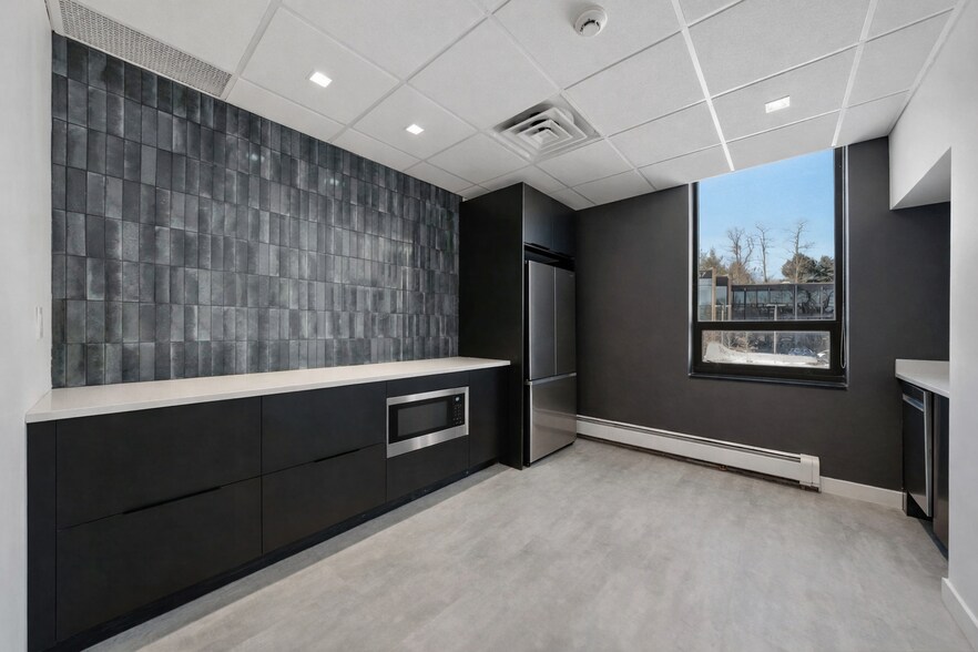 More Photos Of 355 Main St, Armonk Unknown For Lease