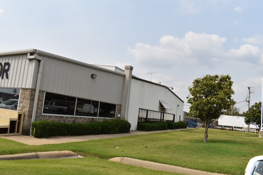 More Photos Of 10186 Highway 63 N, Bono Storefront Retail Office For Sale