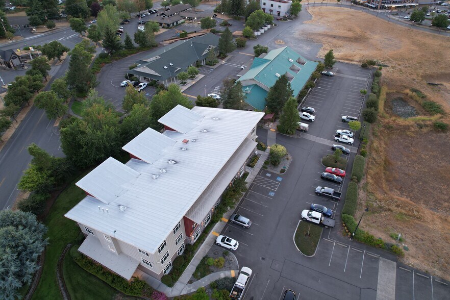 More Photos Of 700 Prairie Park Ln SE, Yelm Hotel For Sale