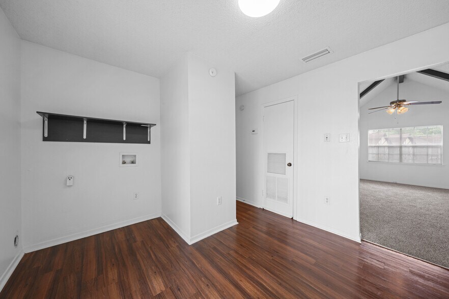 More Photos Of 11620 Airline Hwy, Baton Rouge Apartments For Sale