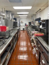 More Photos Of 660 N Cedar St, Mason Restaurant For Sale