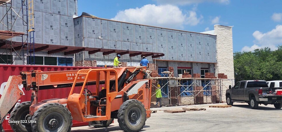 More Photos Of 8752 Medical City Wy, Fort Worth Medical For Lease