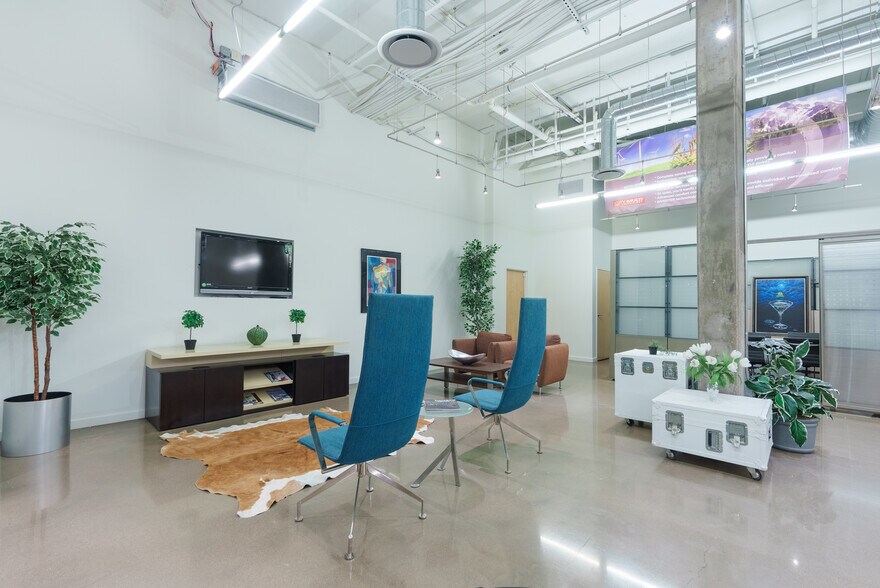 More Photos Of 2210 Blake St, Denver Apartments For Lease