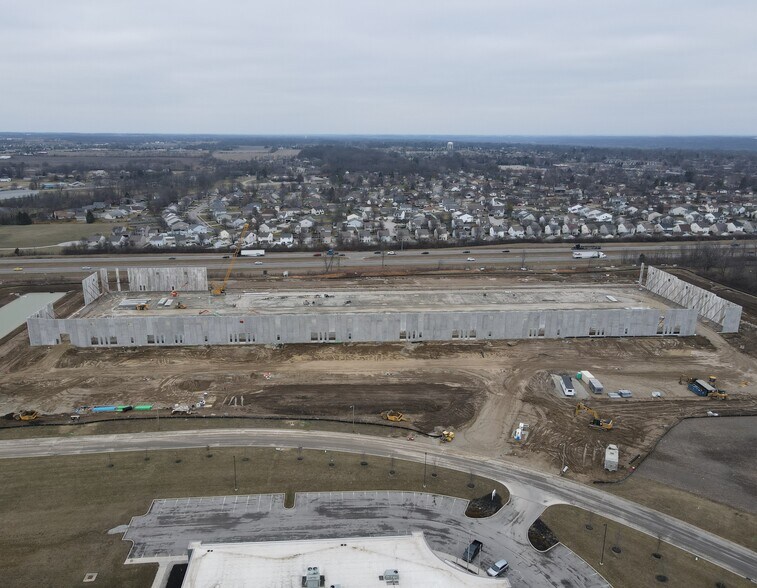 More Photos Of 301 Lau Pky, Englewood Distribution For Lease