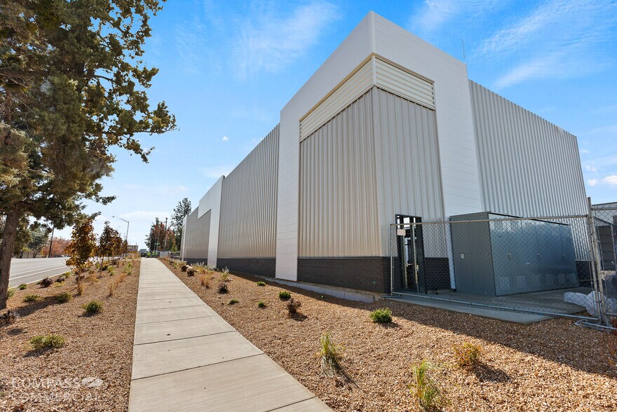 More Photos Of 20489 NE Funner Pl, Bend Industrial For Sale