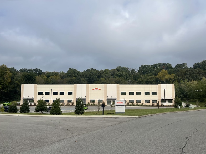 Primary Photo Of 3065 Horseshoe Bend Ln, Knoxville Industrial For Lease