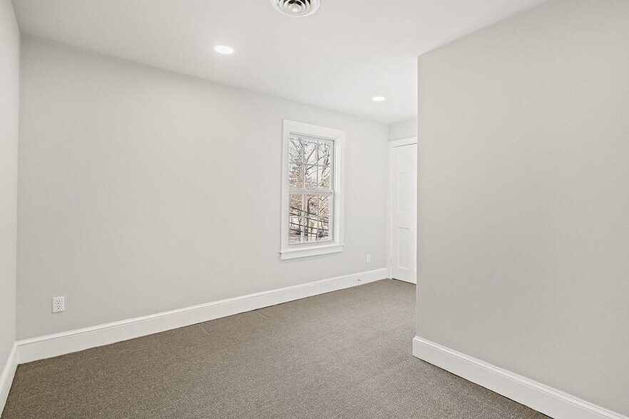 More Photos Of 229 E Main St, Westminster Office For Lease