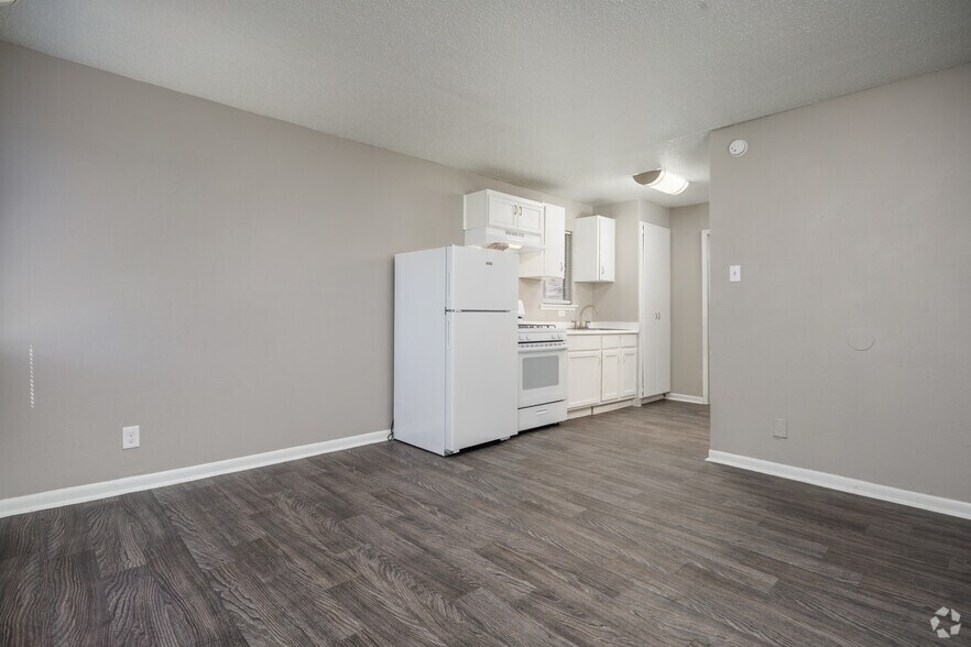 More Photos Of 3102 Hillcrest Dr, San Antonio Multifamily For Sale