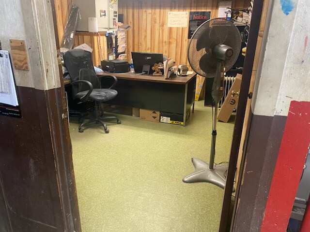 More Photos Of 517 Spring St, Hawley Industrial For Sale