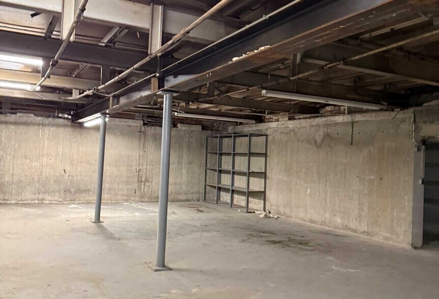 More Photos Of 1 Park St, Ayer Freestanding For Sale