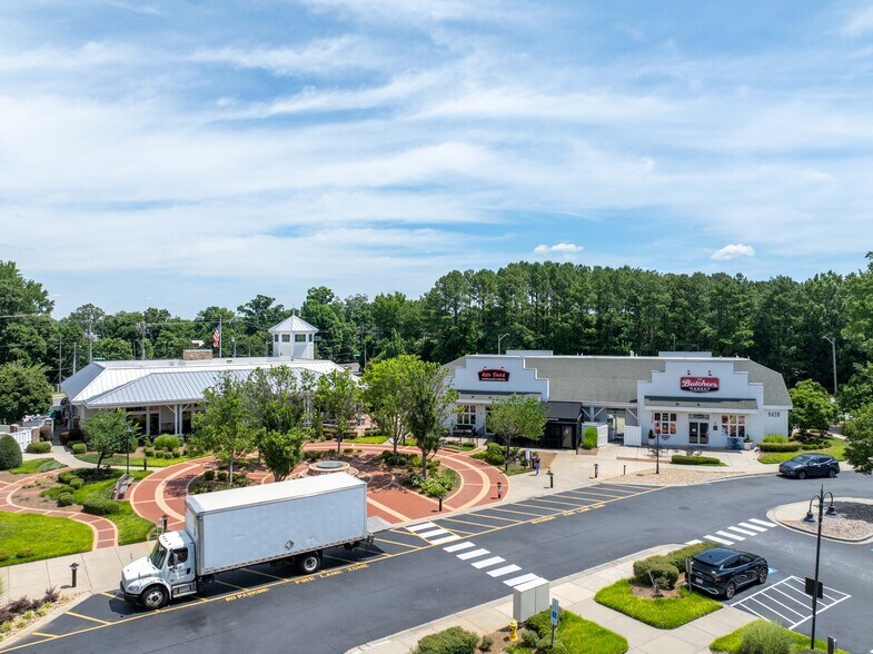 More Photos Of 8430 Rea Rd, Charlotte Unknown For Lease