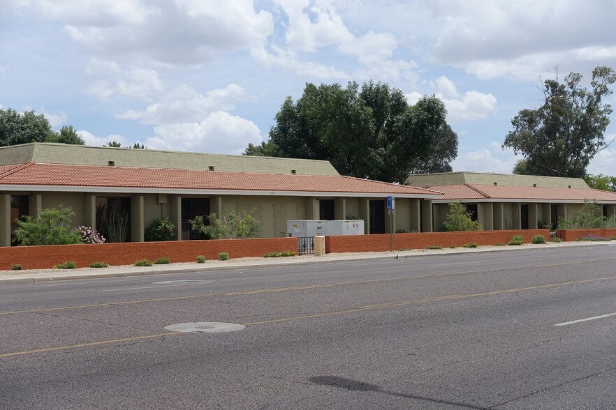 More Photos Of 8607 N 59th Ave, Glendale Office For Lease