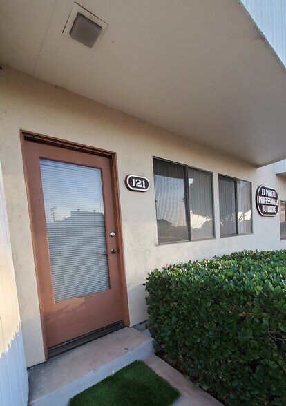 More Photos Of 121-125 W El Portal, San Clemente Office For Lease