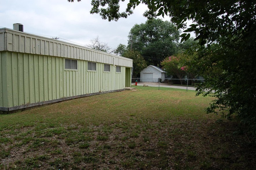 More Photos Of 4918 Broadway Ave, Haltom City Schools For Sale