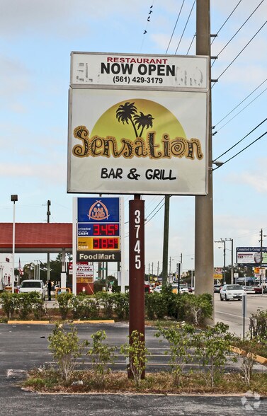 More Photos Of 3745 S Military Trl, Lake Worth Restaurant For Lease