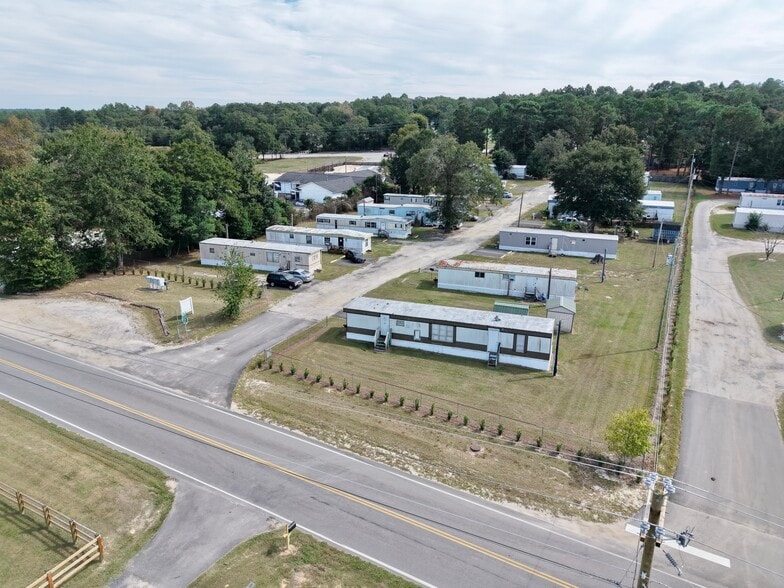 Primary Photo Of 1535 Daniel Rd, West Columbia Manufactured Housing Mobile Home Park For Sale