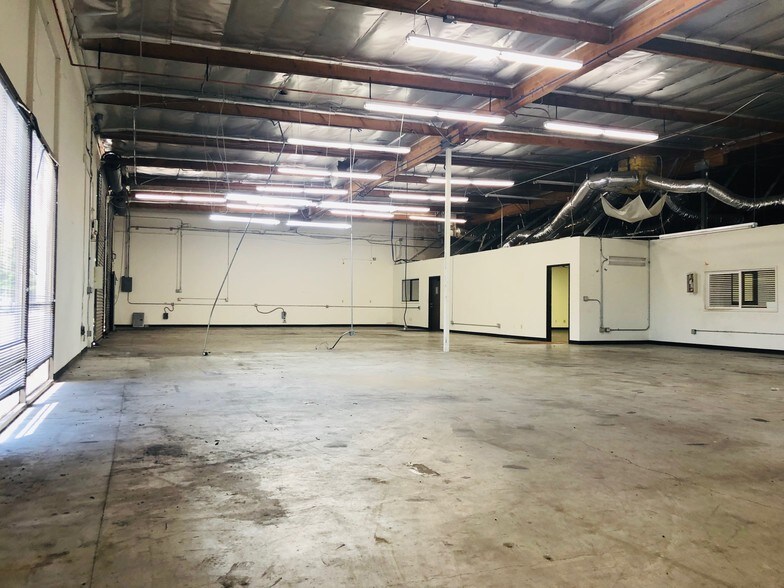 More Photos Of 3543 Old Conejo Rd, Newbury Park Light Manufacturing For Lease