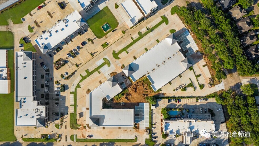 More Photos Of 4899 Highway 6, Missouri City Restaurant For Lease