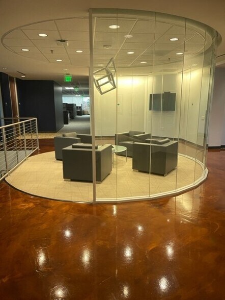 More Photos Of 2050 N Greenville Ave, Richardson Office For Sale