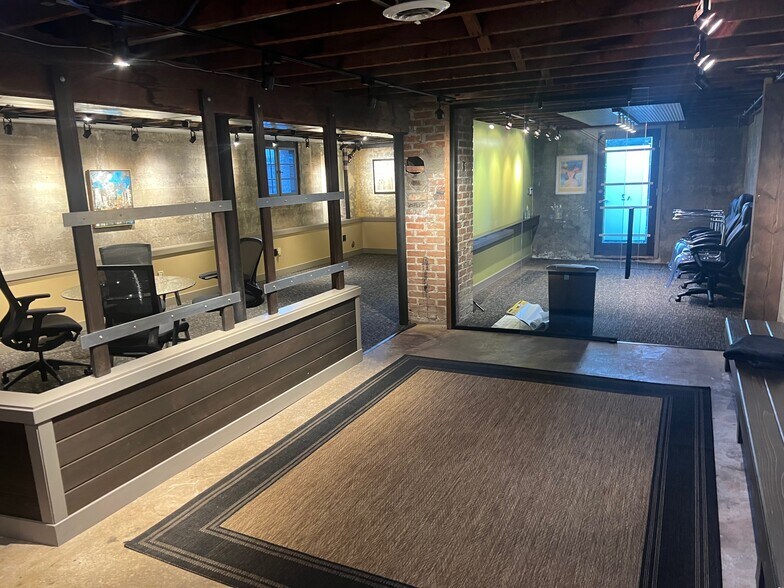 More Photos Of 20 Woodward St, Newton Loft Creative Space For Lease