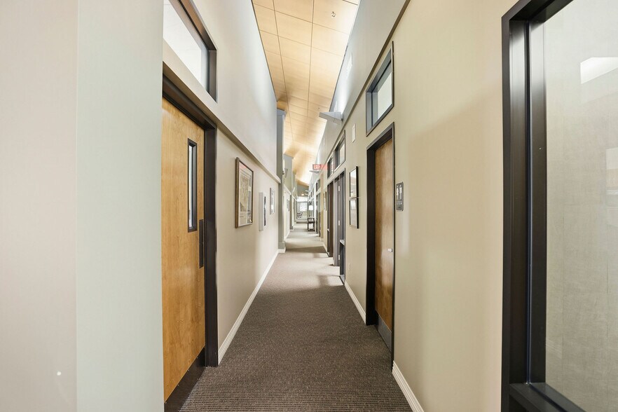 More Photos Of 68031 Capital Trace Row, Mandeville Office For Lease