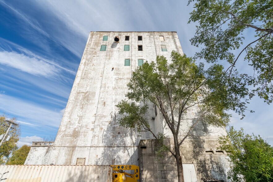 More Photos Of 14727 S Naperville Rd, Plainfield Industrial For Sale