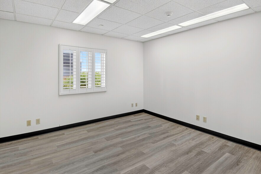 More Photos Of 1745 Lafayette St, Denver Medical For Lease