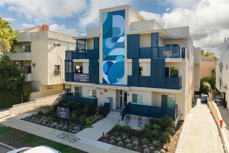 Primary Photo Of 1629 Veteran Ave, Los Angeles Apartments For Sale