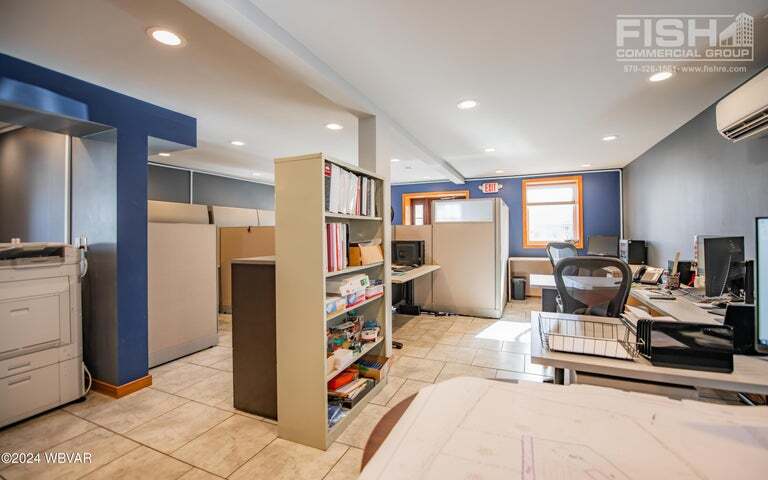 More Photos Of 513 Jordan Ave, Montoursville Office For Lease