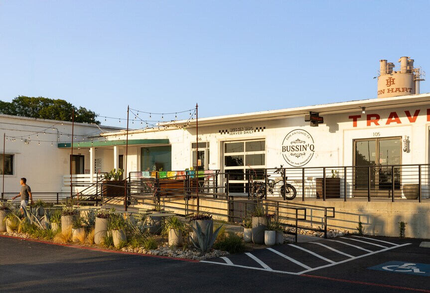 More Photos Of 125 Lamar St, San Antonio Restaurant For Lease