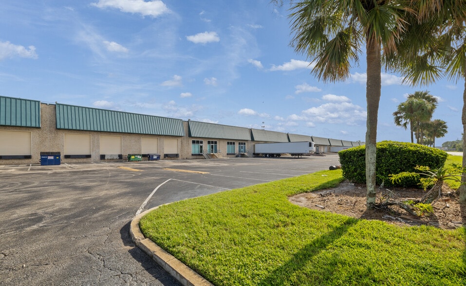 Primary Photo Of 2003-2021 Viscount Row, Orlando Warehouse For Lease